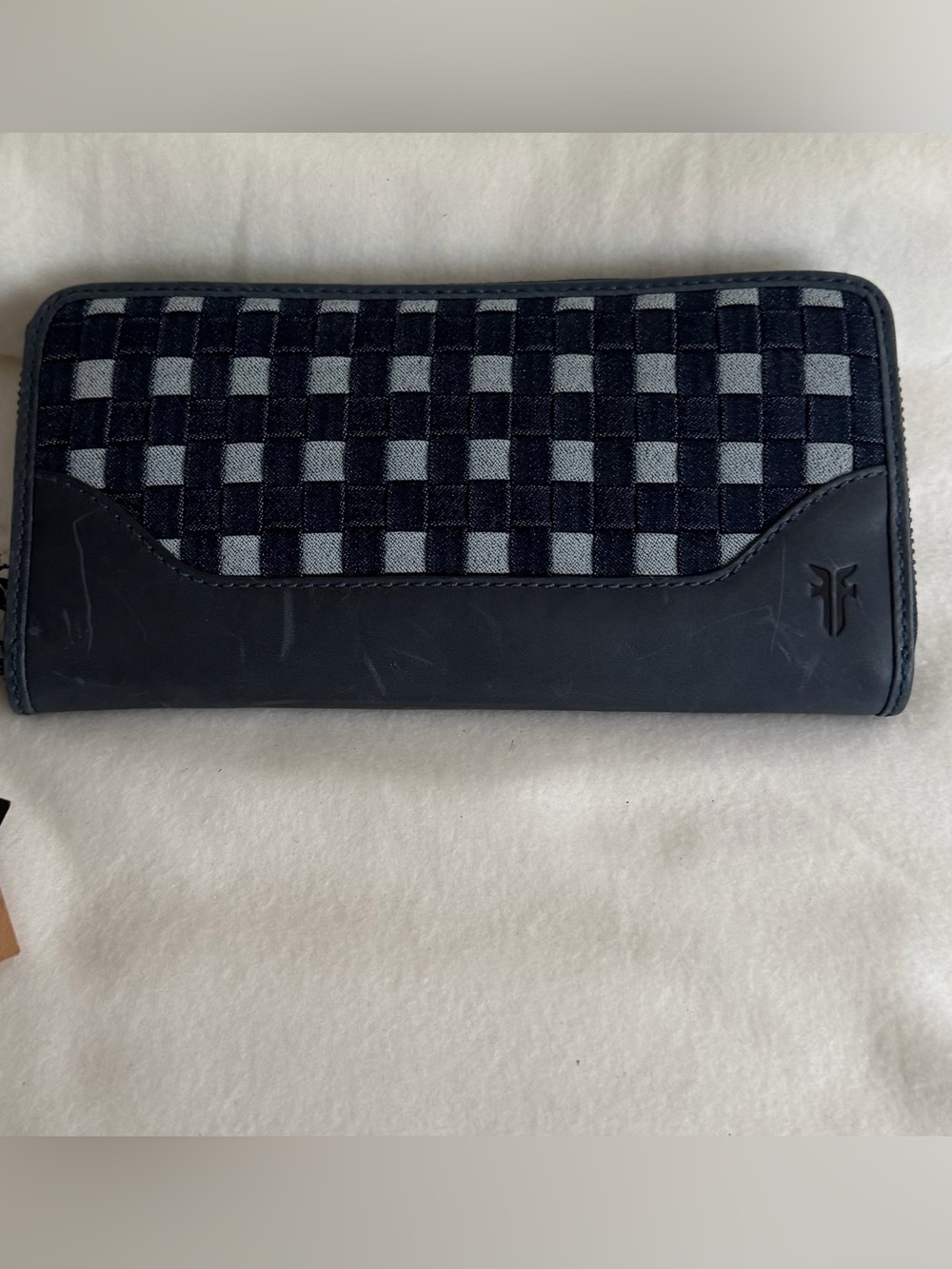 Frye Melissa Zip Wallet